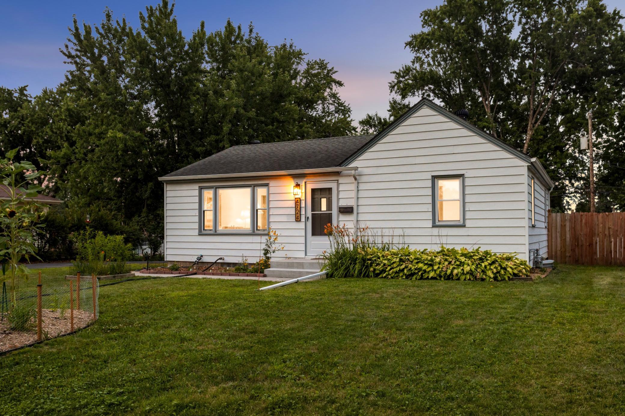 Welcome to 4724 Nevada Ave N!