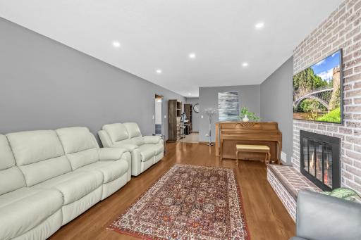 Photo for 1738 Palisade Circle, Eagan, MN 55122 - listing #7106607 1738 Palisade Circle, Eagan, MN 55122