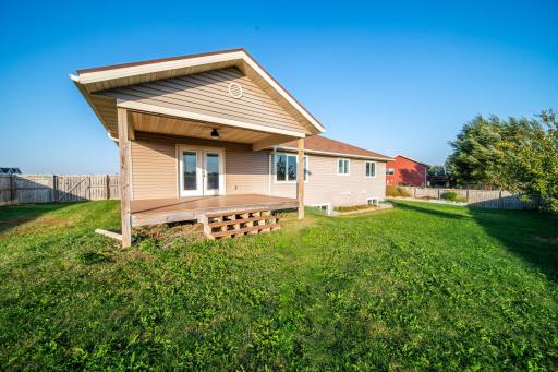 580 Canyon Lane NW, Eyota, MN 55934