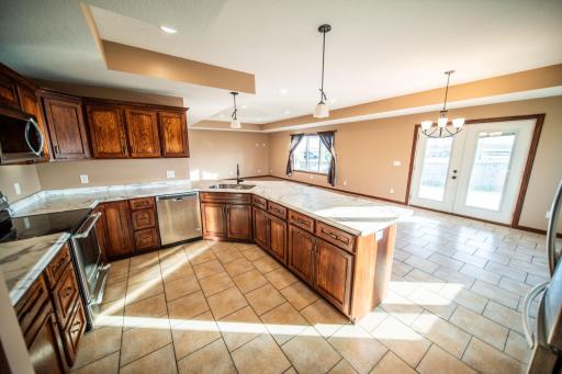580 Canyon Lane NW, Eyota, MN 55934