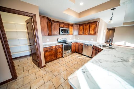 580 Canyon Lane NW, Eyota, MN 55934