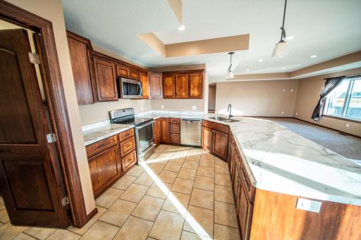 580 Canyon Lane NW, Eyota, MN 55934
