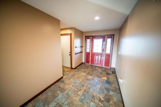 580 Canyon Lane NW, Eyota, MN 55934