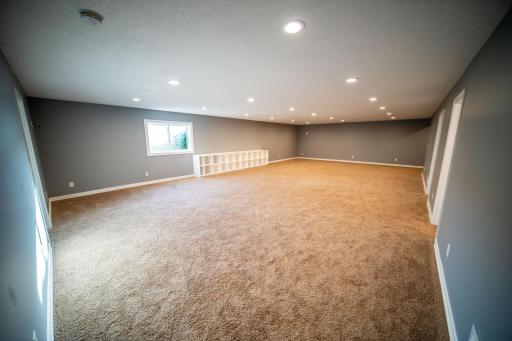 580 Canyon Lane NW, Eyota, MN 55934