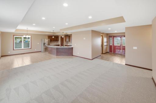 580 Canyon Lane NW, Eyota, MN 55934