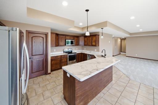 580 Canyon Lane NW, Eyota, MN 55934
