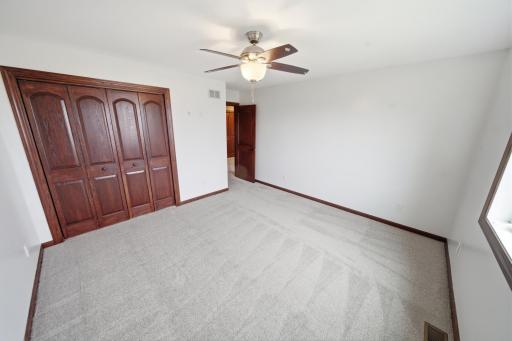 580 Canyon Lane NW, Eyota, MN 55934