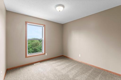 15-web-or-mls-868 Ledgestone Dr-53.jpg