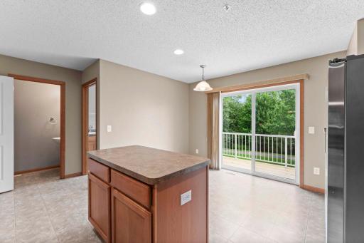 32-web-or-mls-868 Ledgestone Dr-138.jpg