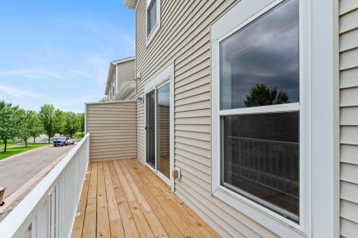 45-web-or-mls-868 Ledgestone Dr-201.jpg