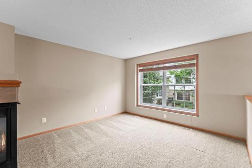 21-web-or-mls-868 Ledgestone Dr-83.jpg