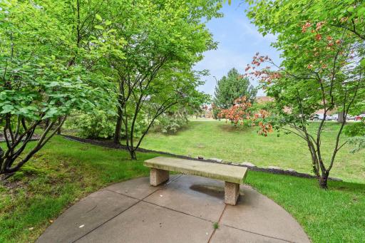 50-web-or-mls-868 Ledgestone Dr-226.jpg