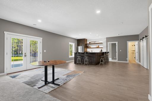 5490 College View Road E, Rochester, MN 55904