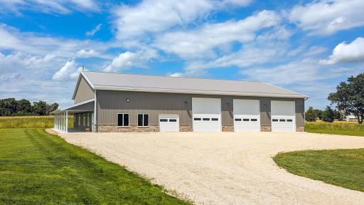 5490 College View Road E, Rochester, MN 55904
