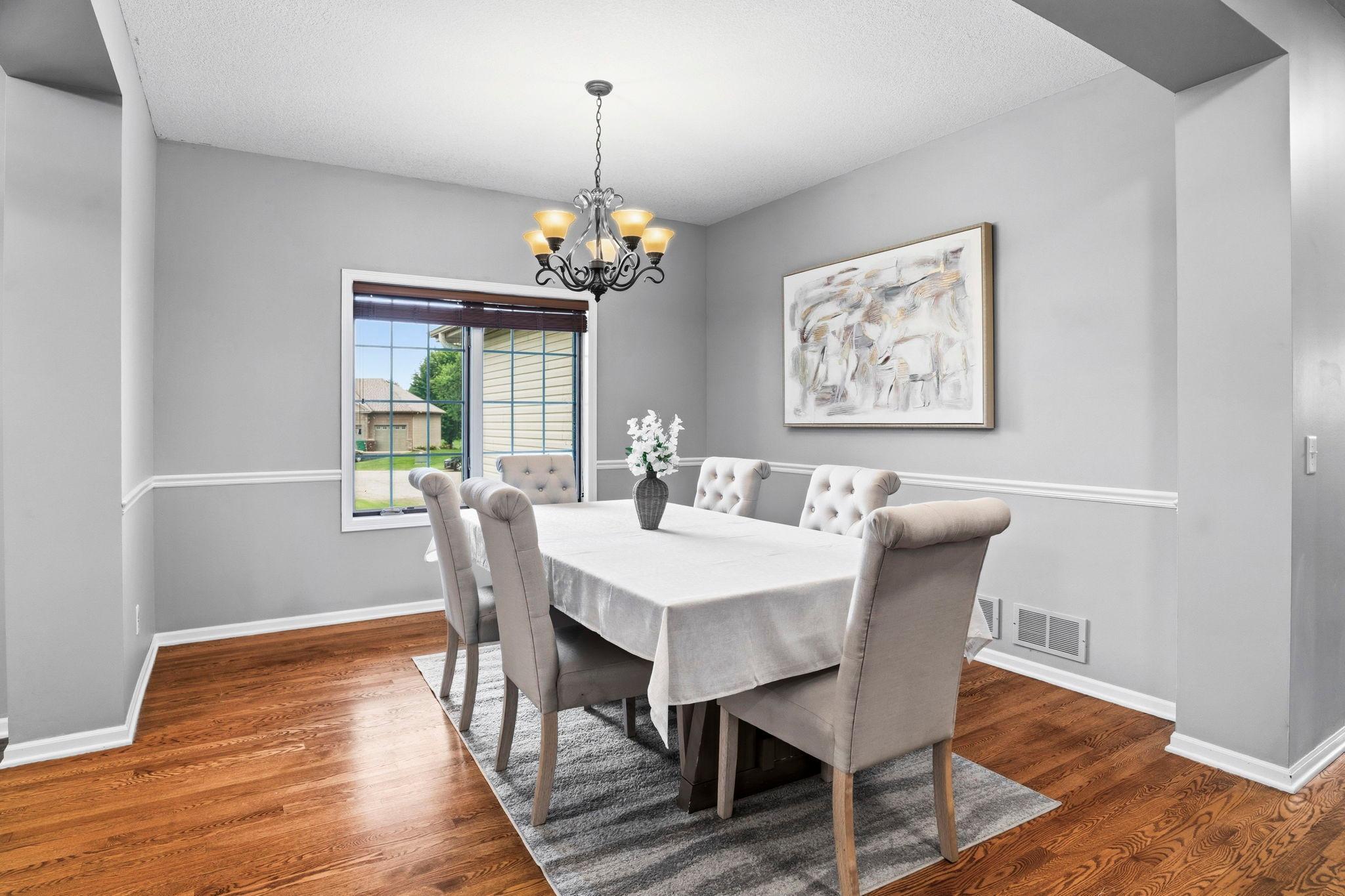 The 12x11 formal dining area.