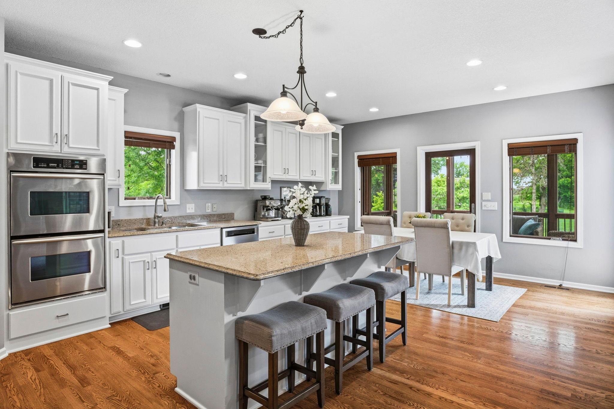 A open kitchen and a 6-foot center island.