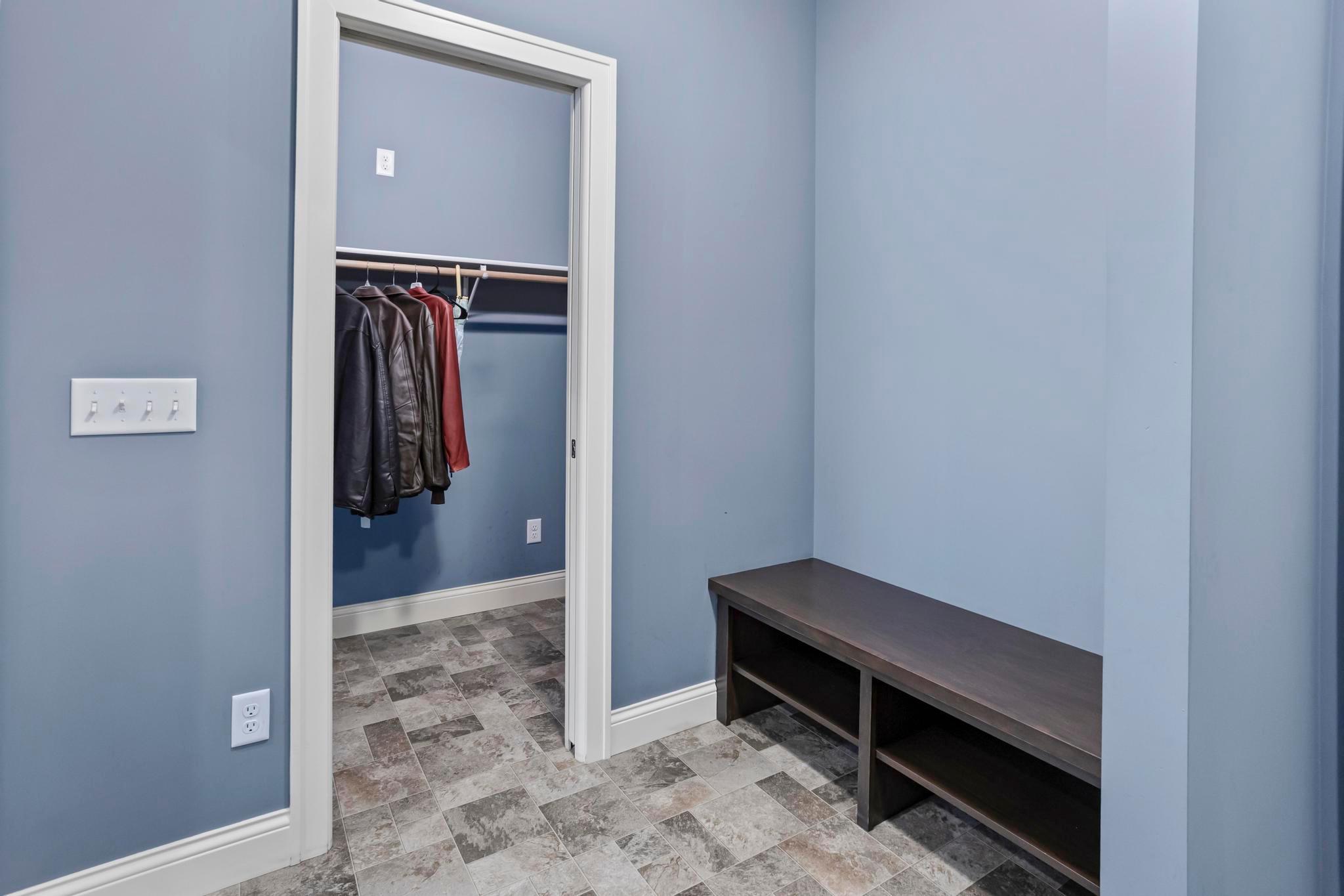 Lifestyle Entry & Laundry Room