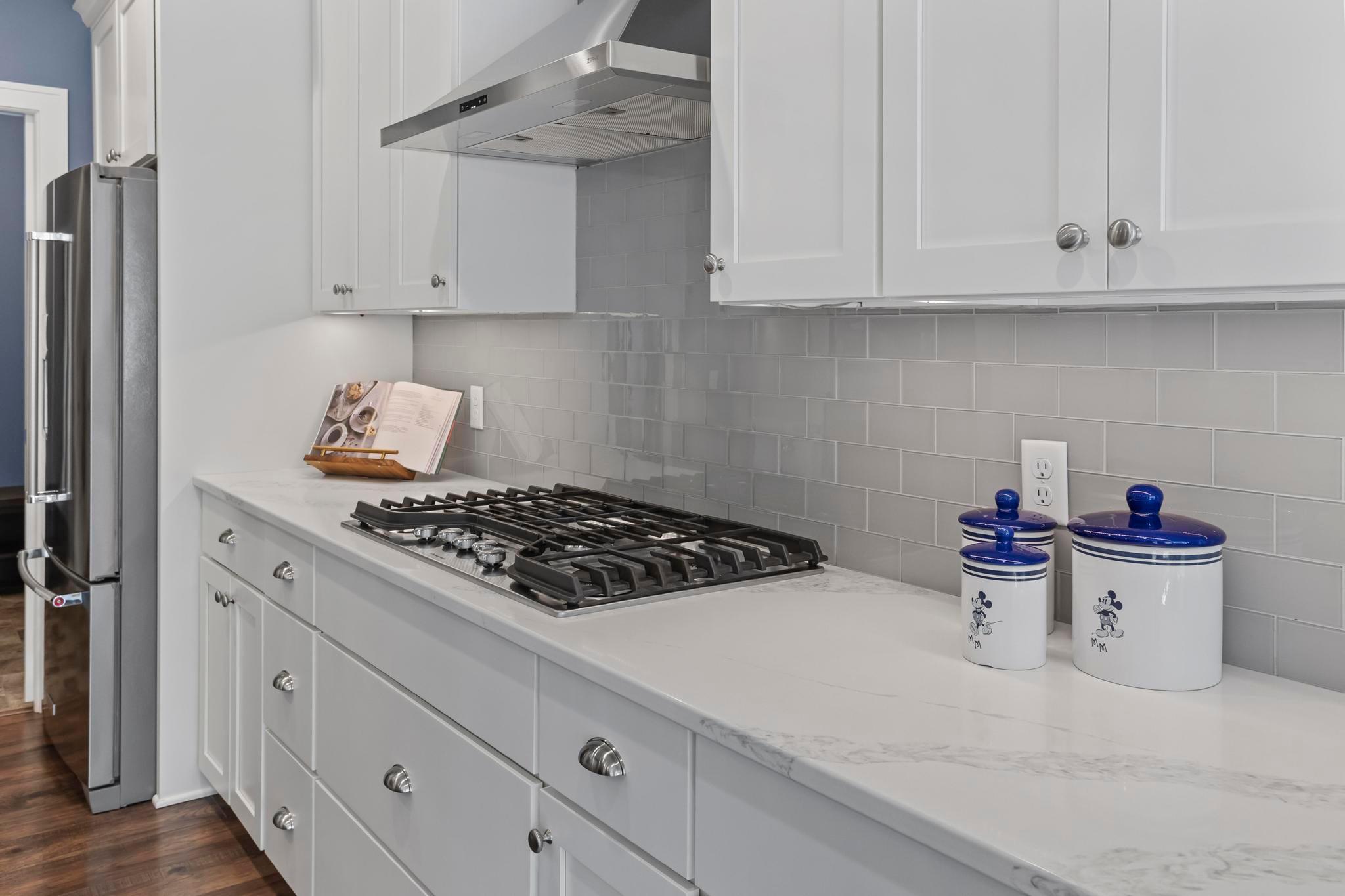 Gas Cooktop With Custom Hood