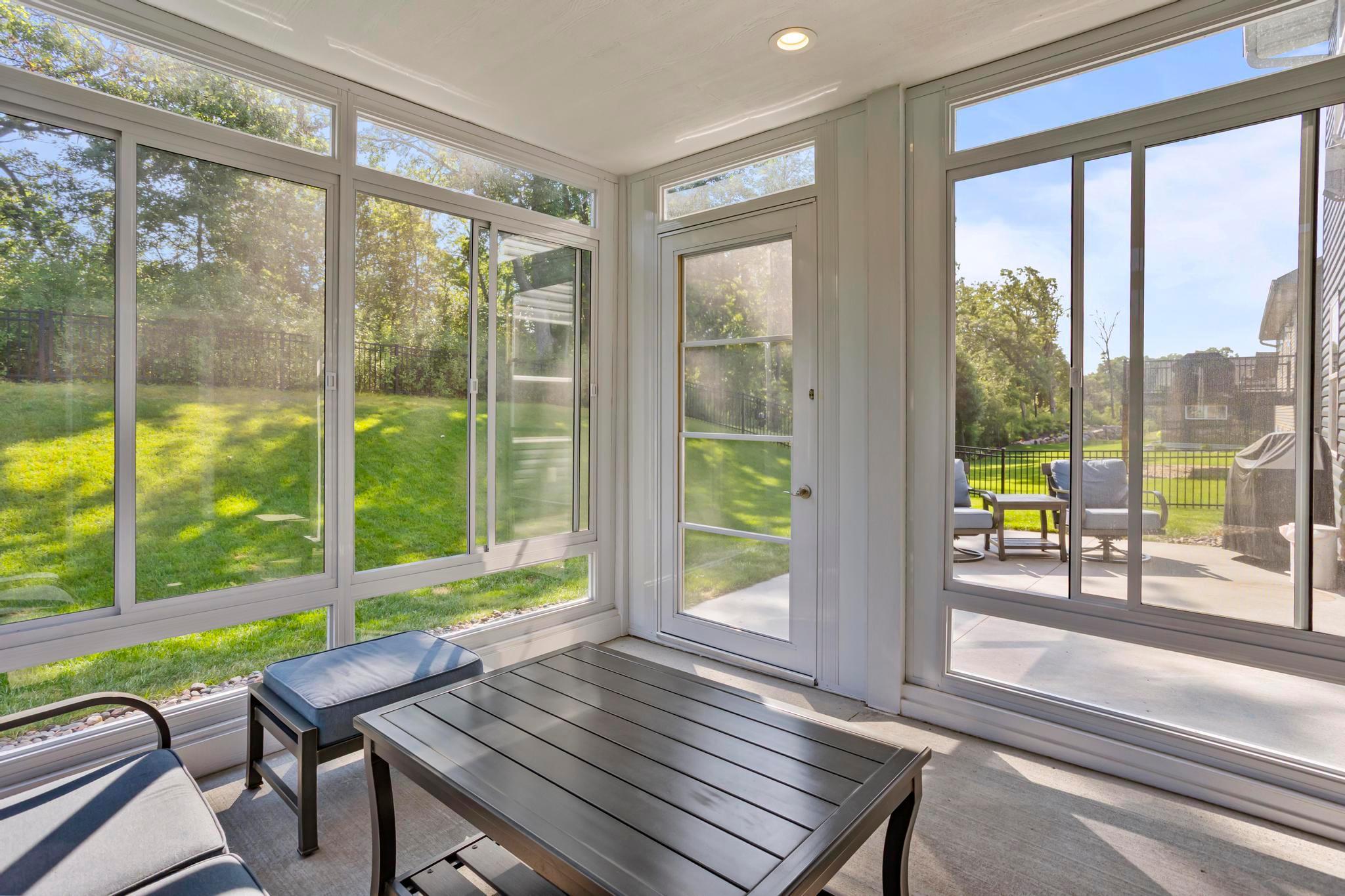 Peaceful 3-Season Room