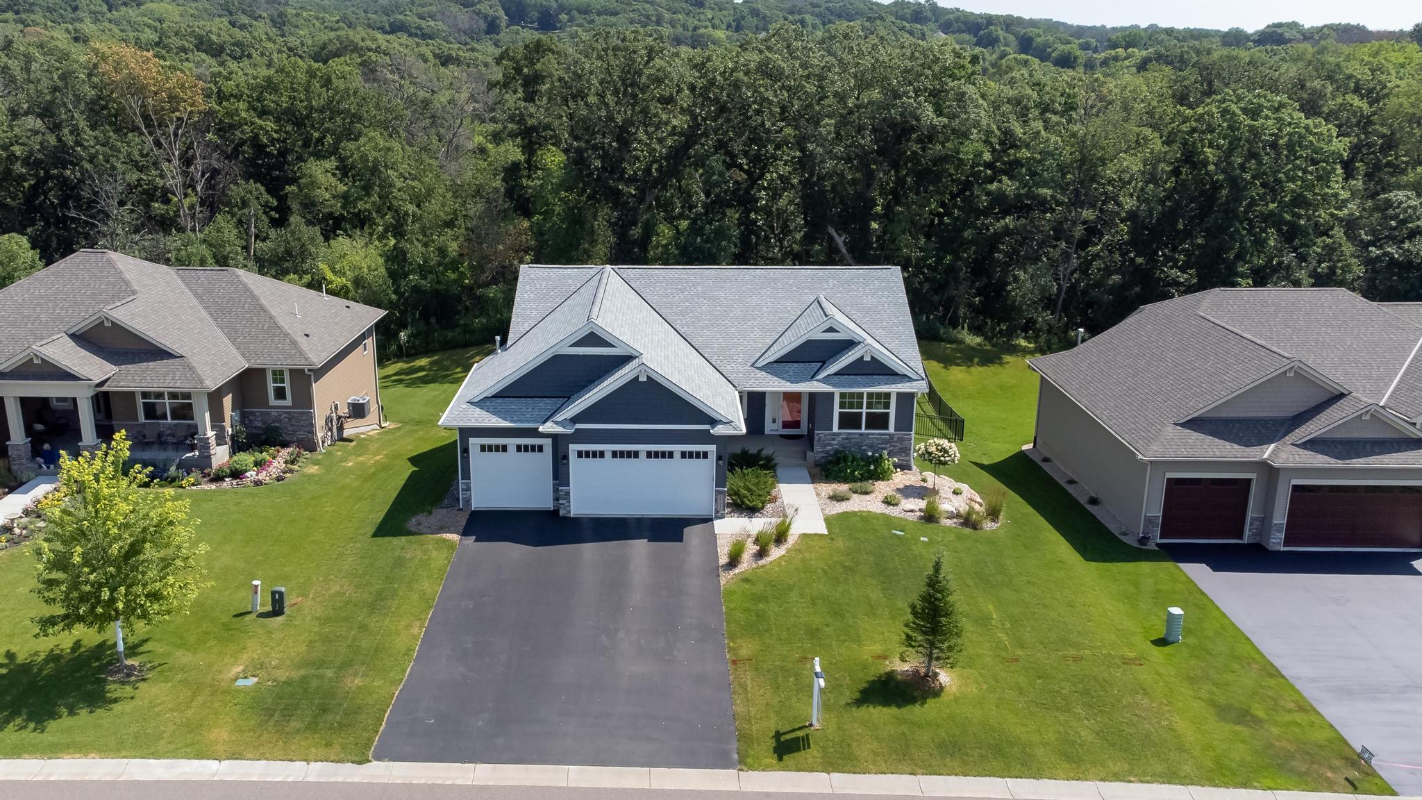 Beautifully Landscaped Front Yard