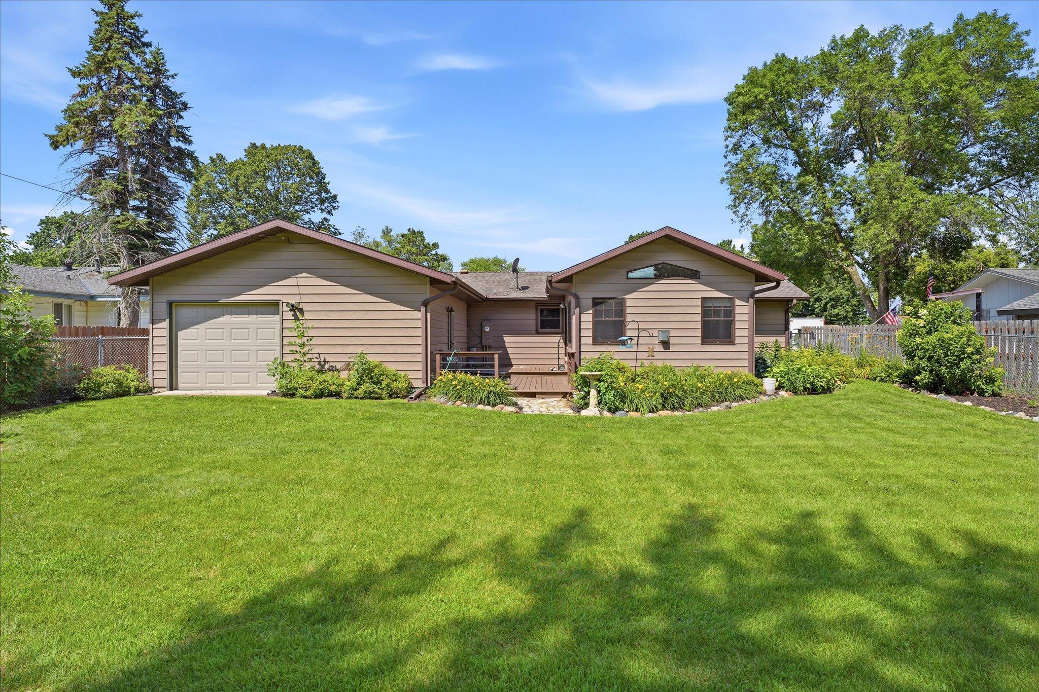 Beautiful and well maintained landscaping throughout the property!