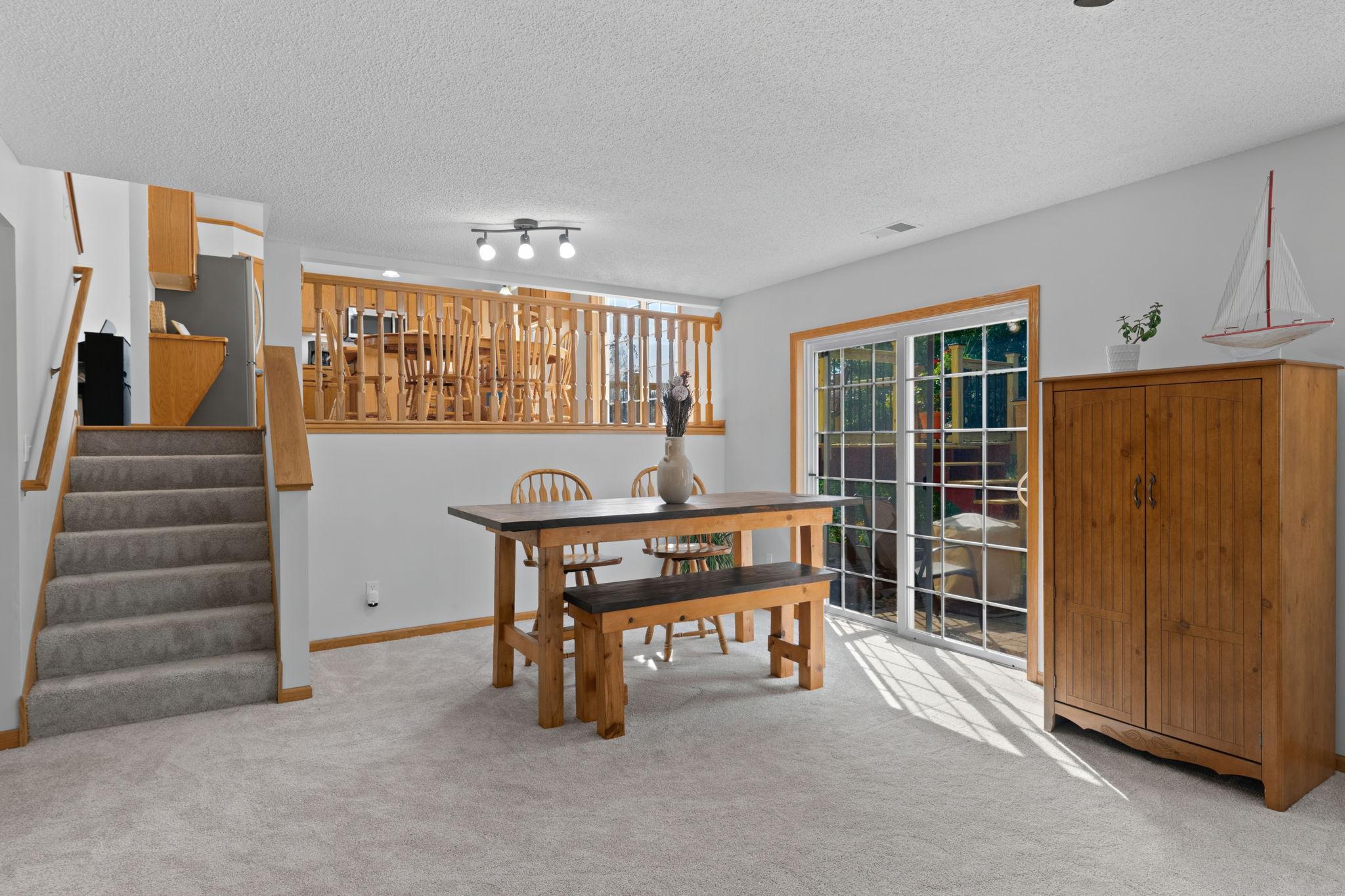 42-web-or-mls-19903 Excelsior Ln-42.jpg