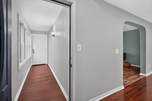 568 Western Avenue N, Saint Paul, MN 55103