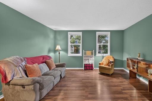 568 Western Avenue N, Saint Paul, MN 55103
