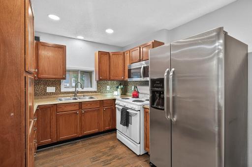 568 Western Avenue N, Saint Paul, MN 55103