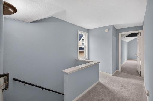 568 Western Avenue N, Saint Paul, MN 55103