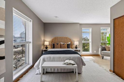 162 College Avenue W, 5, Saint Paul, MN 55102