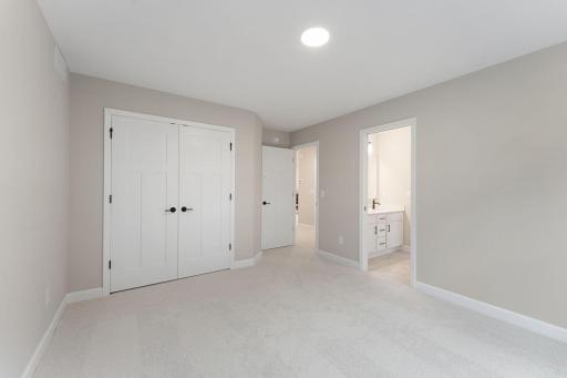 (Photo of a similar home, actual finishes may vary)