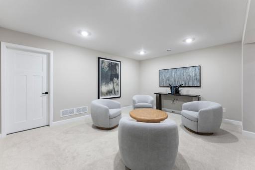 (Photo of a similar home, actual finishes may vary)