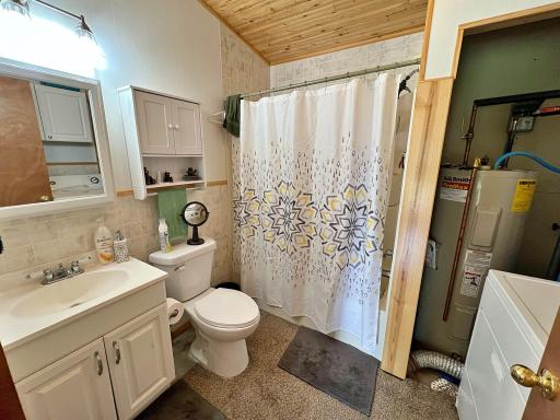 Bath room with Laundry and Utilities.jpg