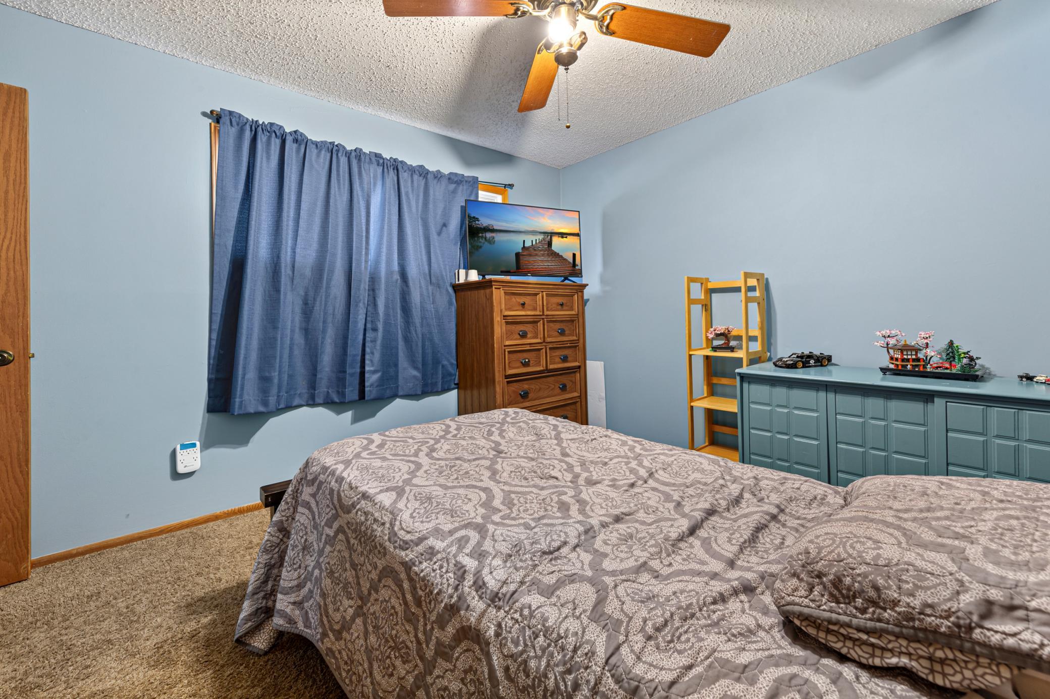 Upper bedroom