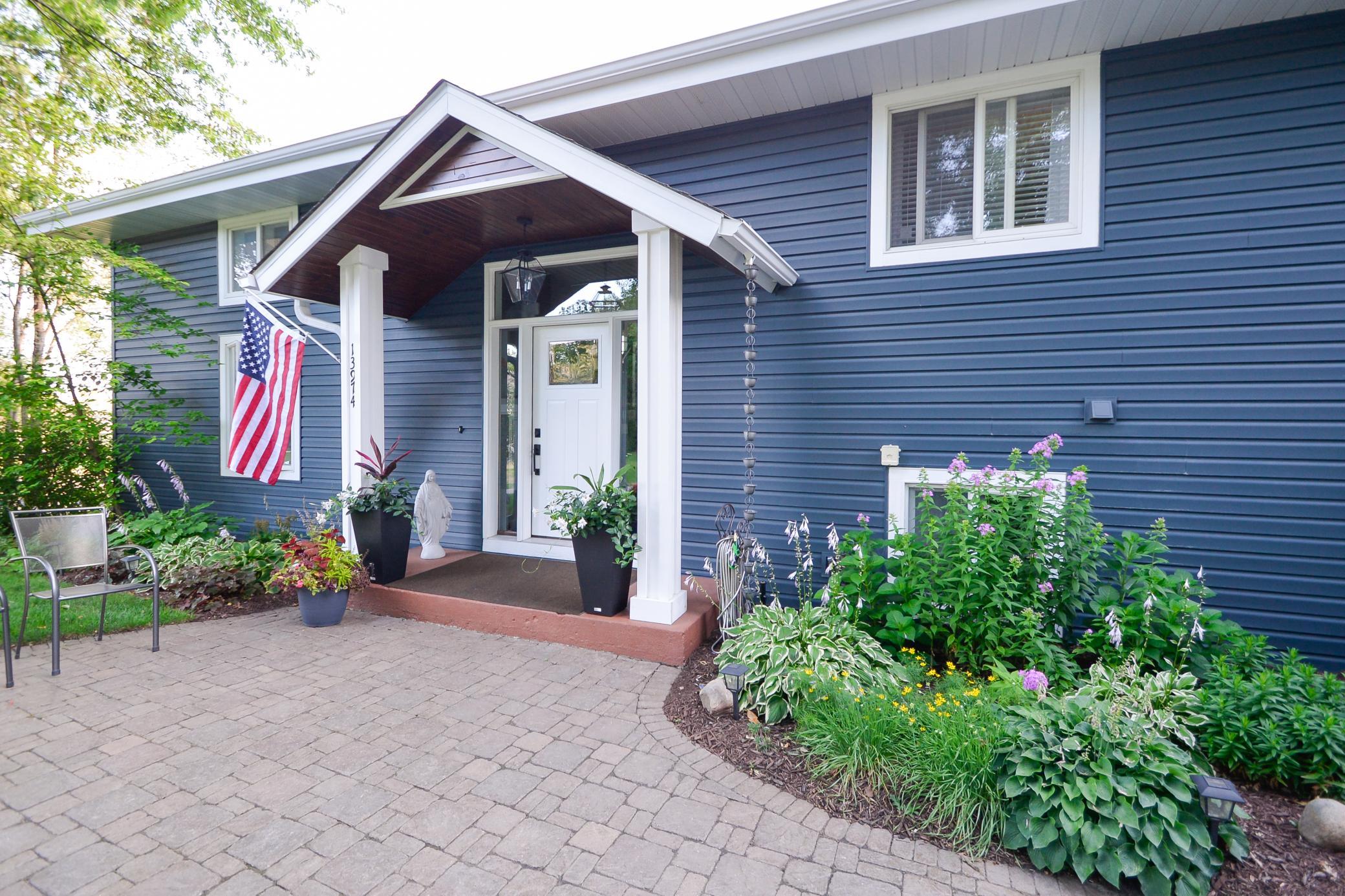 New vinyl siding, gutters, soffits, and exterior lighting (2020)