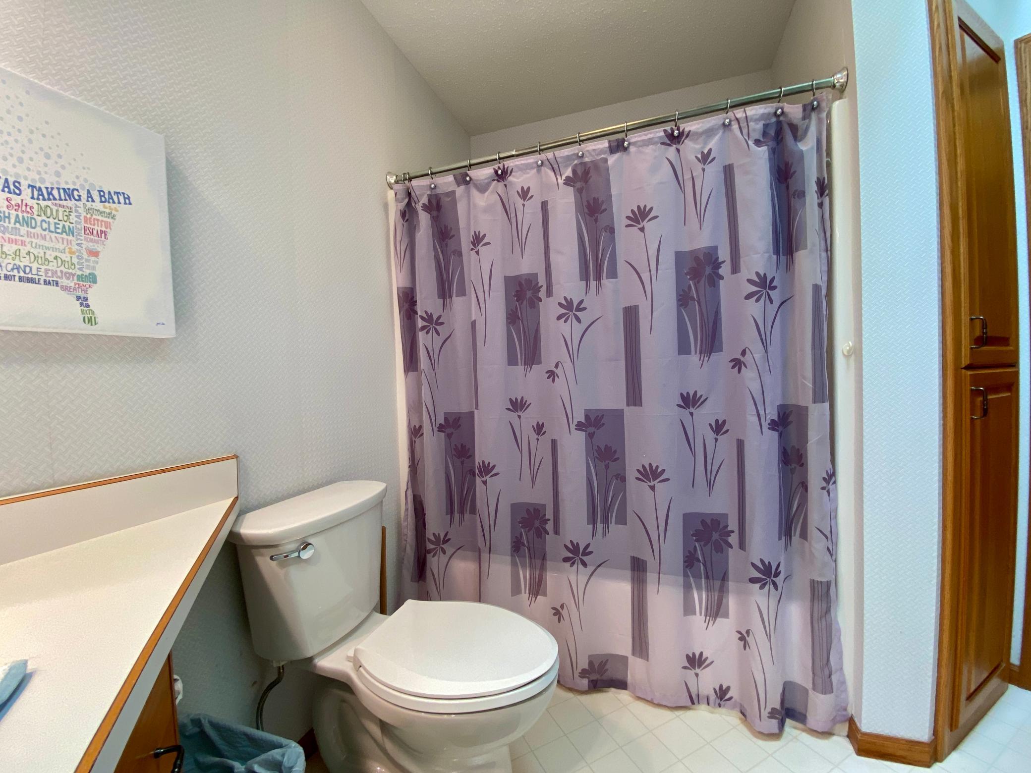 upper main bath