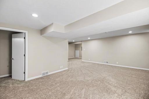 234 Cambria Court, Saint Paul, MN 55125