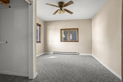229 7th Avenue, Enderlin, ND 58027