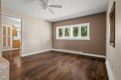 229 7th Avenue, Enderlin, ND 58027