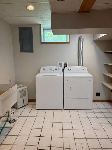 LL Laundry Area VS .jpg