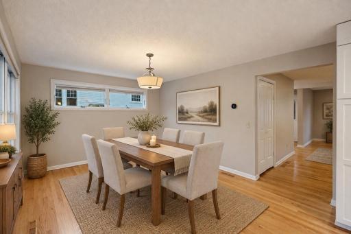 Dining room VS .jpg