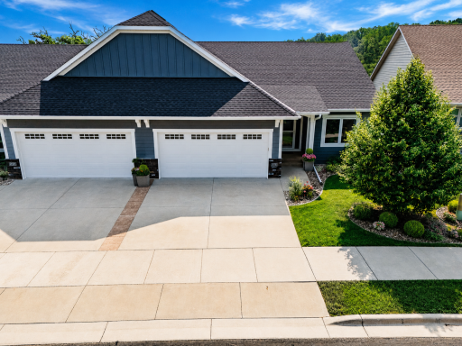 Welcome to 503 Autumn Avenue SE. *Photos have been virtually staged to showcase decor