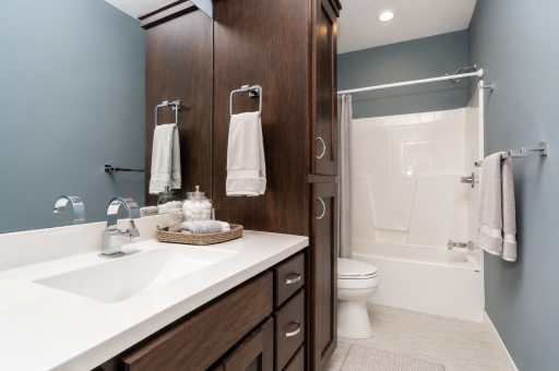 Main Full bathroom. *Photos have been virtually staged to showcase decor