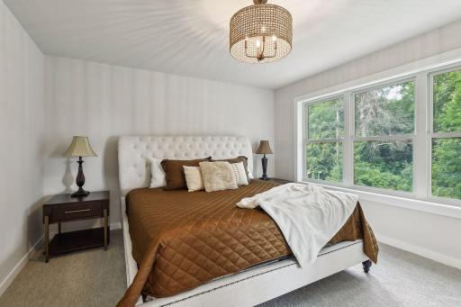Primary en-suite