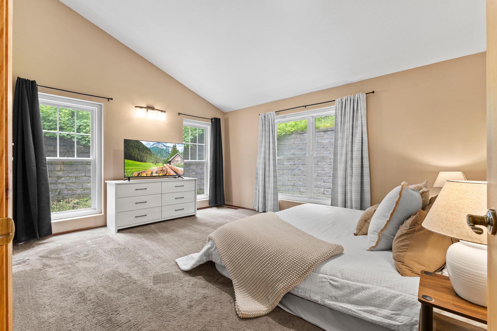 Welcome to your primary suite!
