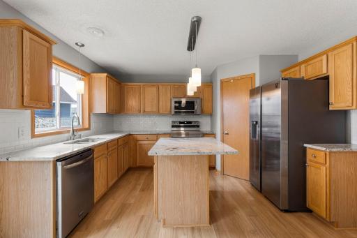19-web-or-mls-1685 Philipp Way-145.jpg