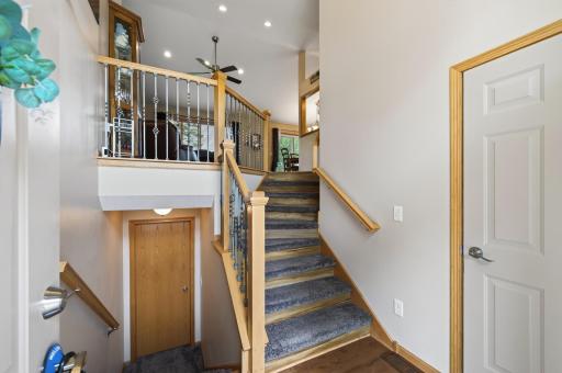 The welcoming split-entry foyer provides easy access to both levels. A practical layout with a bright, open feel.