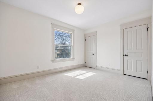 941 Hague Avenue, Saint Paul, MN 55104