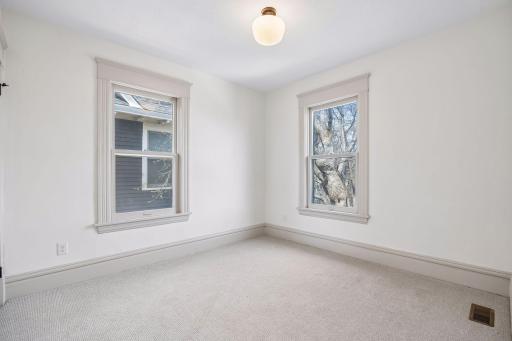 941 Hague Avenue, Saint Paul, MN 55104